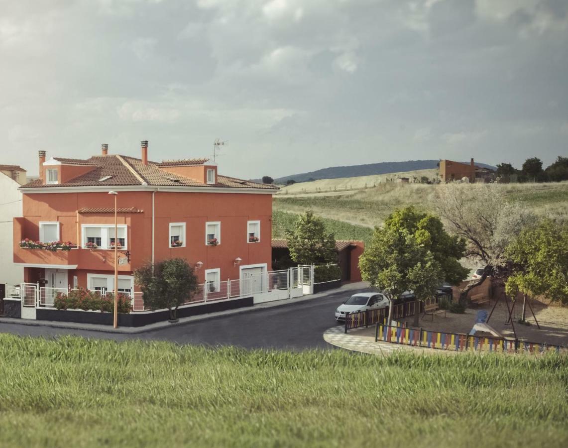 Apartamento 2 4/6 Pax Casa Rural El Sauce. A 2,5 Km De Cuenca Capital Nohales Zewnętrze zdjęcie